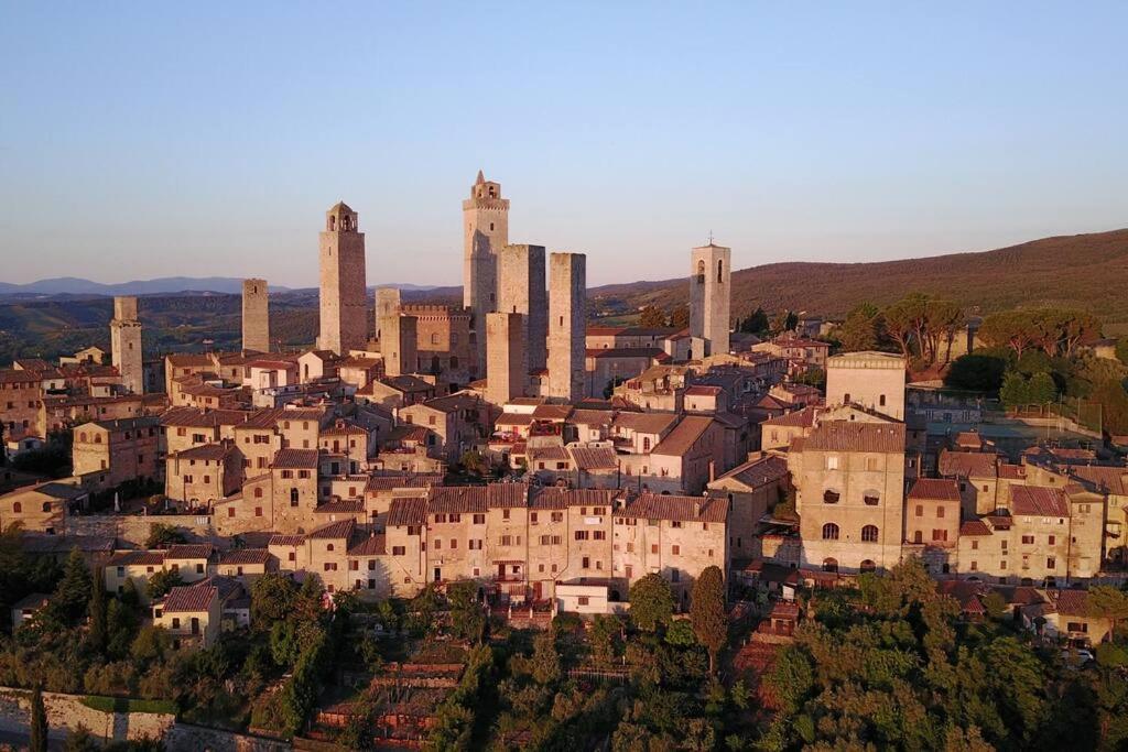 Castello Di Fulignano Ildebrando Superior Apartment San Gimignano Exterior photo